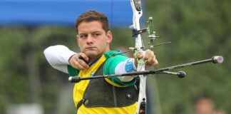 Marcus D’Almeida é bronze em etapa do mundial de tiro com arco indoor