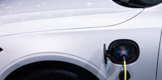 Carro 0 km parado na garagem expõe falha na emissão do ATPV eletrônico
