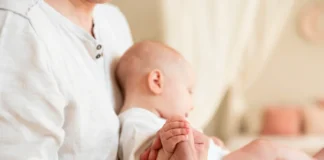 Saiba como o consumo paterno de ultraprocessados pode influenciar peso do bebê ao nascer